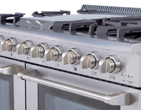 Benefits of a Gas Range with Electric Oven