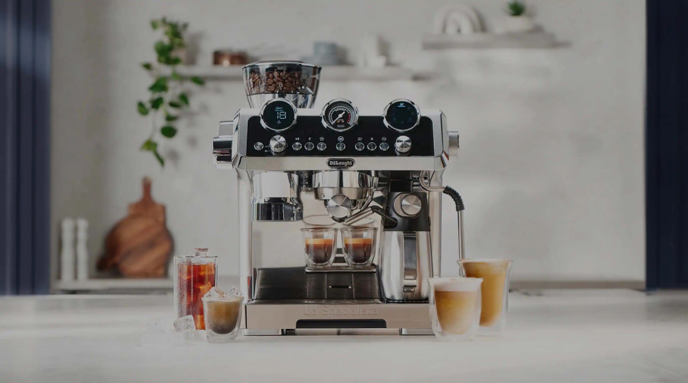 De’Longhi presents the machine for hot and cold coffee