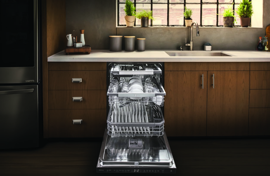 LG QuadWash dishwasher leverages state of the art steam technology
