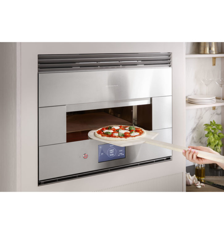 Monogram’s 30” Flush Hearth Oven Brings Luxury Cooking To Your Home
