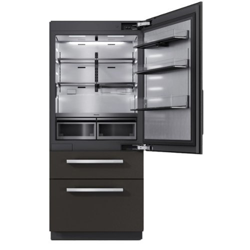 Miele Refrigerator Model KFMC3846R